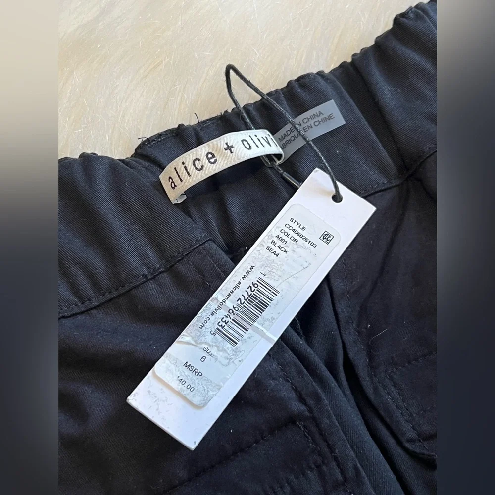 🆕 Alice + Olivia AKERS OVERSIZED CARGO PANT COLOR Black Sz 6 - Picture 14 of 16